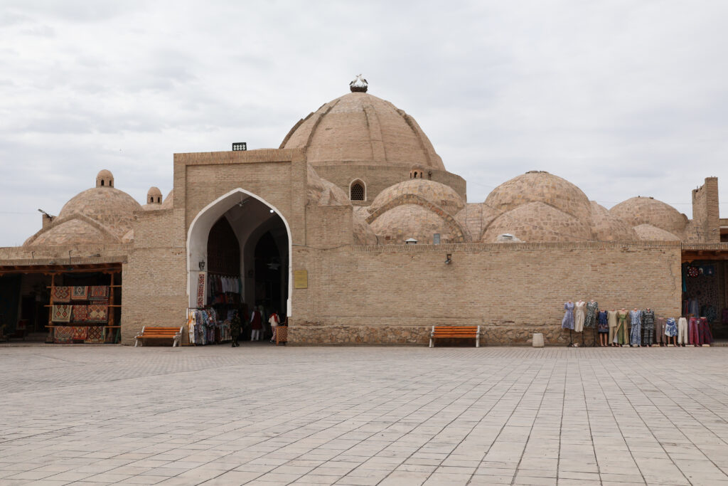 The Trading Domes - Uzbekistan's surviving Silk Road Bazaar 